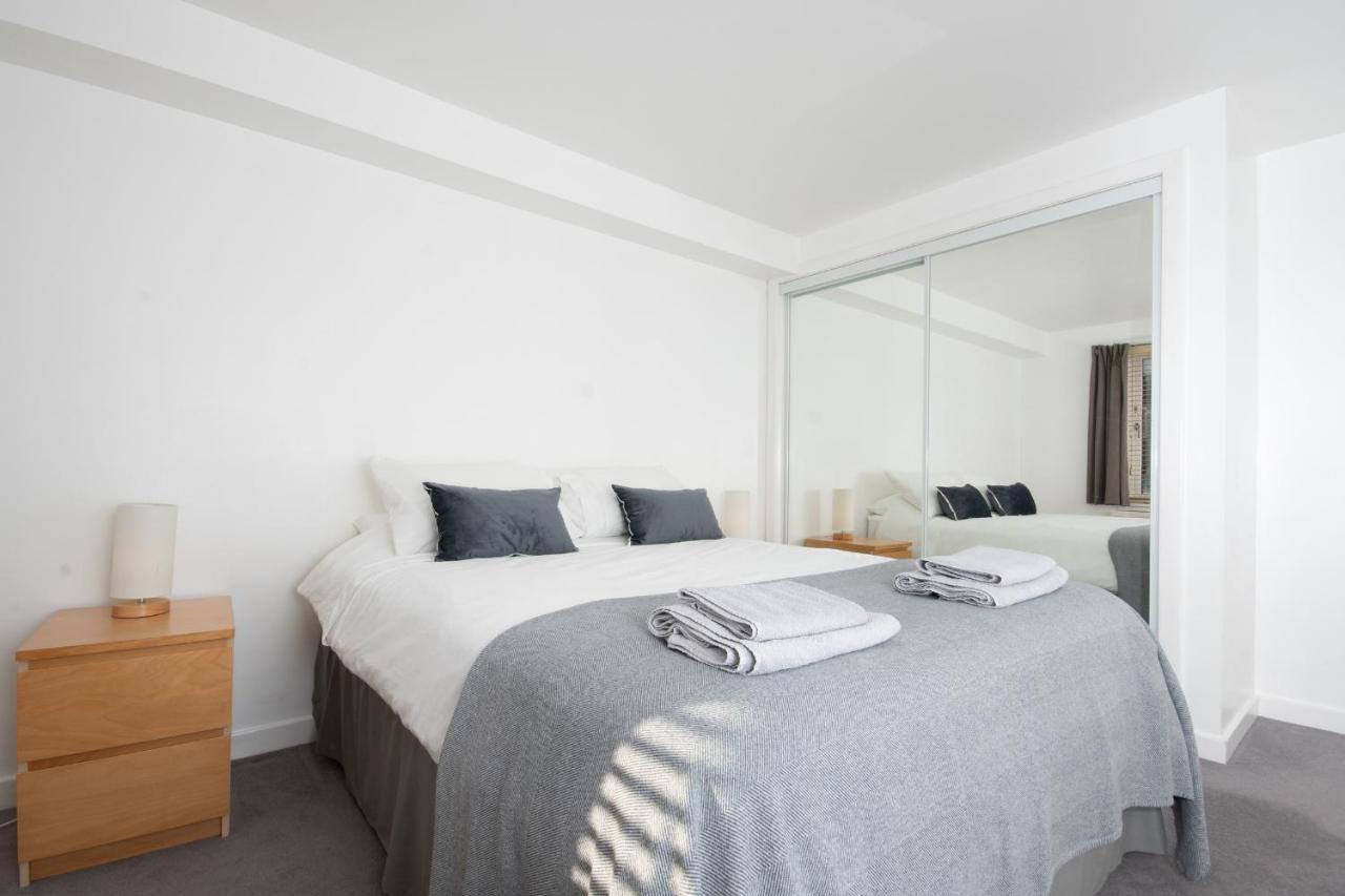Dwellcome Home Ltd 2 King Beds West End Apt, Half Mile To Union Street Yet Quiet, Free Allocated Parking Space At Rear Entrance & Fast Wifi, Ideal For Long Term Contractor, Corporate, Etc Stays, Regular Housekeeping Option - See Our Site For Assuranc Aberdeen Exterior photo